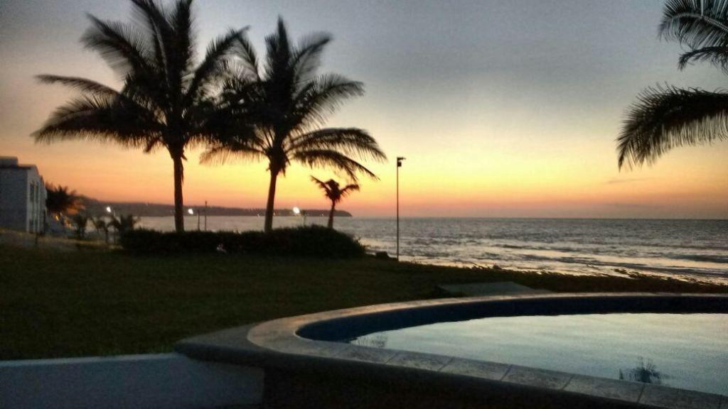 Departamento Suite Ciudad Del Mar Manta Esterno foto